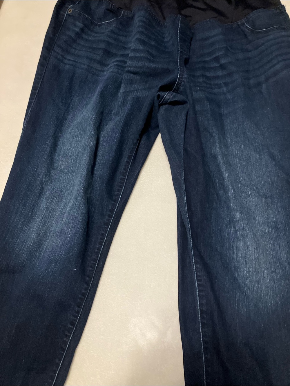 Maternity Dark Wash Pull-On Jeans with Black Comfort Panel - Picture 3 of 4